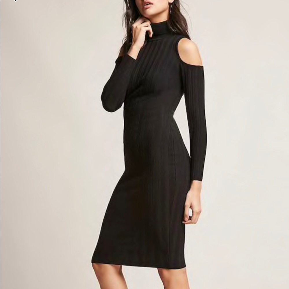 Shoulder less dress F21